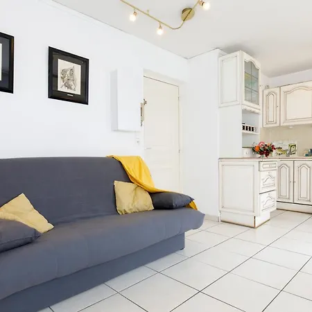 Magnolia Yourhosthelper *