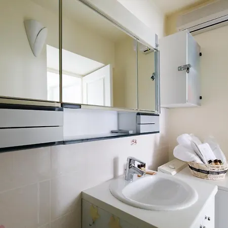 Magnolia Yourhosthelper 아파트 생트막시메