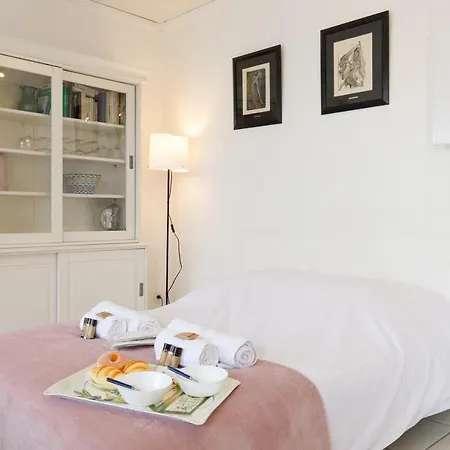 Magnolia Yourhosthelper Lejlighed